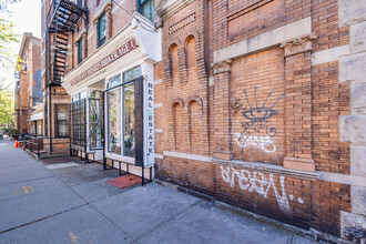 372 Mac Donough St in Brooklyn, NY - Building Photo - Building Photo