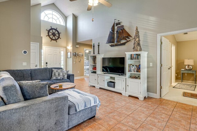 21405 Palm Ave in Panama City Beach, FL - Building Photo - Building Photo