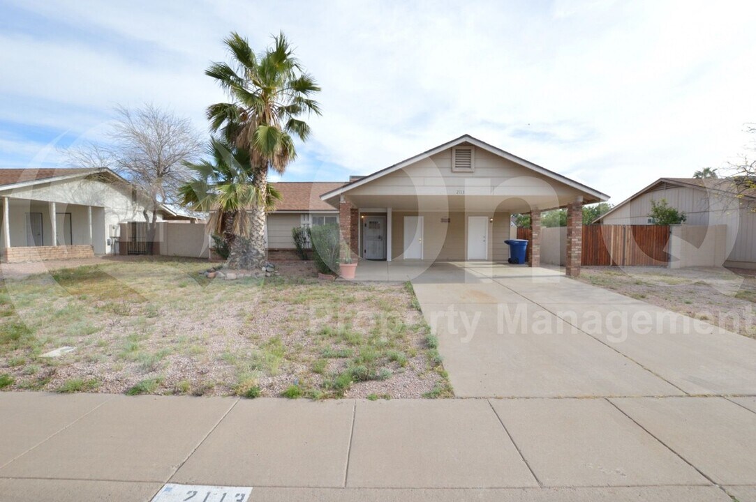 2113 W Tyson St in Chandler, AZ - Building Photo