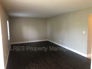 4751 S Texas Ave in Orlando, FL - Building Photo - Building Photo