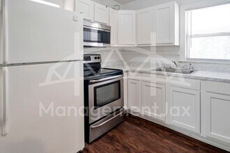 1671 W 35th St in Jacksonville, FL - Building Photo - Building Photo