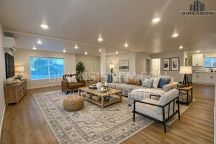 1060 S 86th St in Tacoma, WA - Building Photo