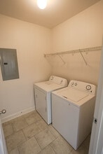308 Paul T Cir, Unit 308 in Oxford, MS - Building Photo - Building Photo