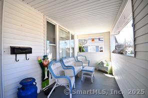 42 Oakland St in Bristol, CT - Building Photo - Building Photo