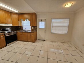 3019 SW 68th Terrace in Miramar, FL - Building Photo - Building Photo