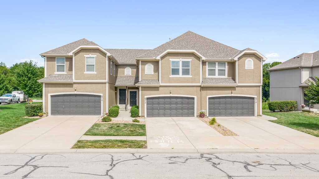 Herrington Park Townhomes Shawnee, KS Apartments