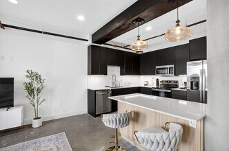 400 S Main St in Tulsa, OK - Building Photo - Building Photo