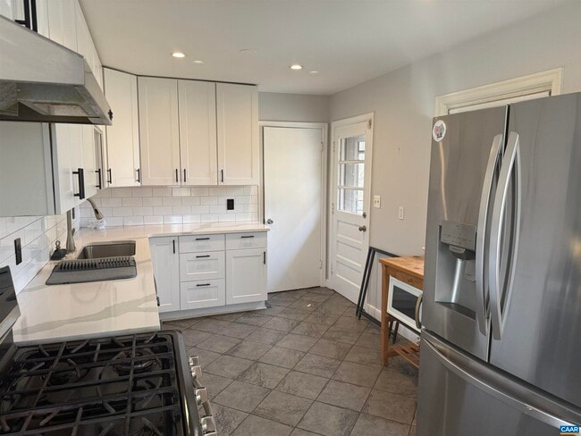 1244 Holmes Ave in Charlottesville, VA - Building Photo - Building Photo