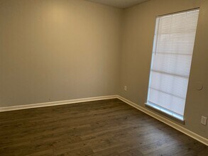 40 Sta Les Cv, Unit 3 in Jackson, TN - Building Photo - Building Photo