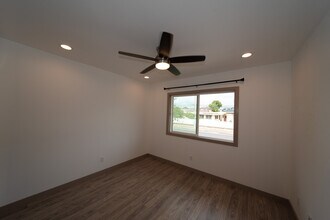 1528 Hooli Cir in Pearl City, HI - Building Photo - Building Photo