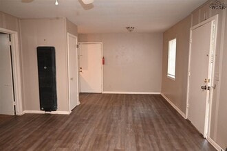 1110 Denver St in Wichita Falls, TX - Building Photo - Building Photo
