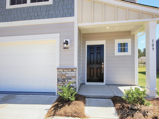 109 Watuga Pl in Statesville, NC - Building Photo - Building Photo