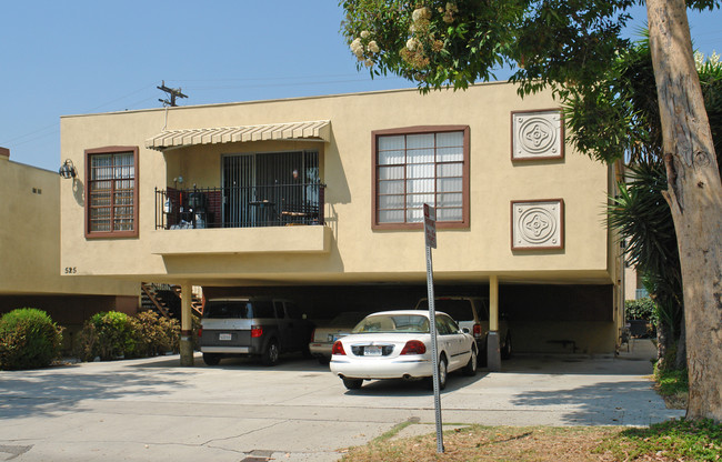 525 N Flores St in Los Angeles, CA - Building Photo - Building Photo