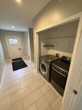 3811 Franklin Blvd in Cleveland, OH - Building Photo - Building Photo