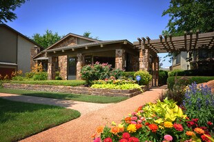 Apartments for Rent Near Harwood J High School in Bedford, Texas Apartments for Rent Near Harwood J High School in Bedford, Texas