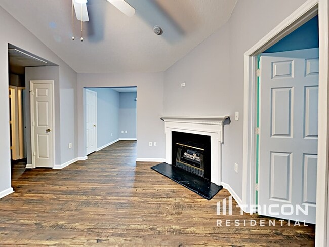 6530 Lynmont Dr in Charlotte, NC - Building Photo - Building Photo