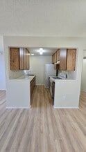 5906 Challen Ave, Unit 4 in Riverside, CA - Building Photo - Building Photo