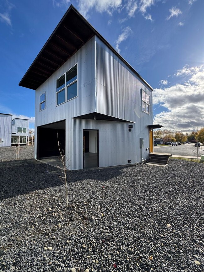 property at 404 Windsor Court