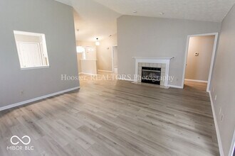 14610 Village Park E Dr in Carmel, IN - Building Photo - Building Photo