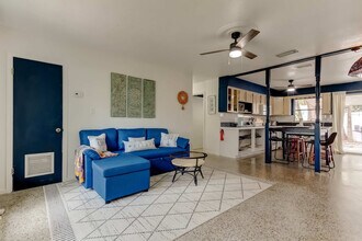 311 16th Ave, Unit SI ID1507237P in Indian Rocks Beach, FL - Building Photo - Building Photo