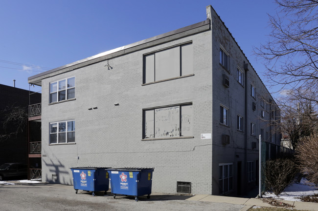 5616 N Washtenaw Ave in Chicago, IL - Building Photo - Building Photo