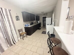 1211 W 3rd St in Tyler, TX - Building Photo - Building Photo