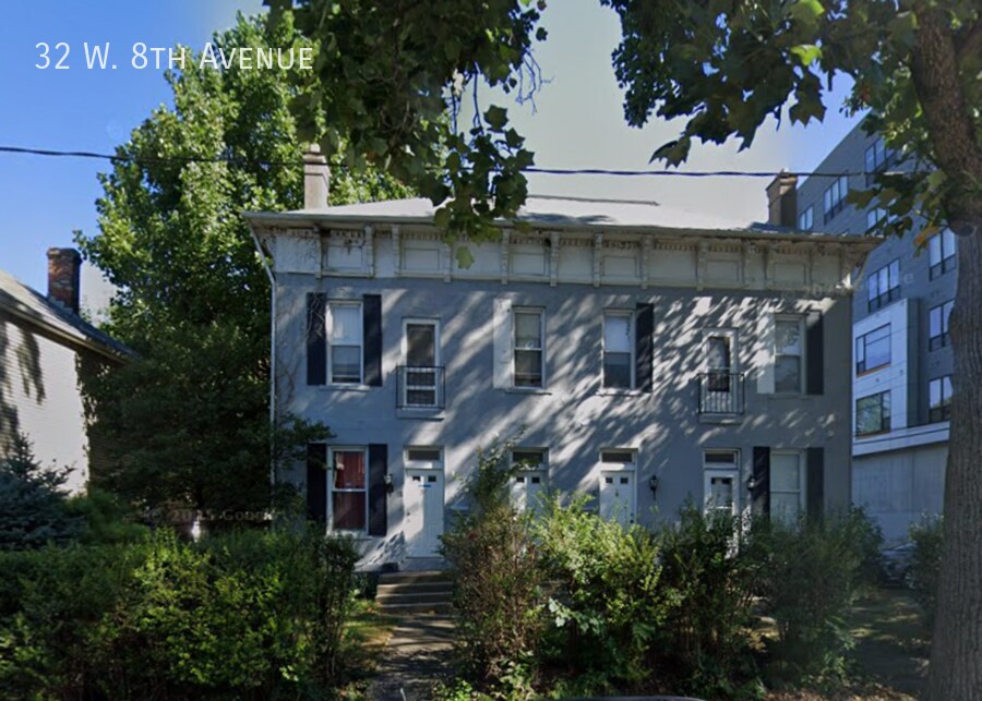 32 W 8th Ave in Columbus, OH - Building Photo