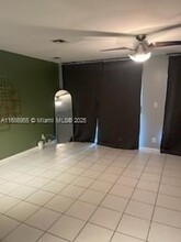 4922 S Hemingway Cir in Margate, FL - Building Photo - Building Photo