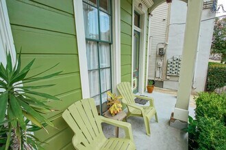 446 St Mary St, Unit 1 in New Orleans, LA - Building Photo - Building Photo