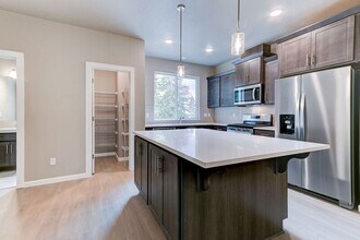 21273 SW Ortiz Ln in Aloha, OR - Building Photo - Building Photo