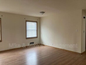 4926 N 54th St in Milwaukee, WI - Building Photo - Building Photo