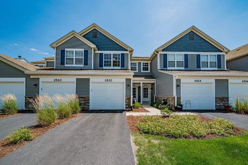 2522 Golf Ridge Cir in Naperville, IL - Building Photo