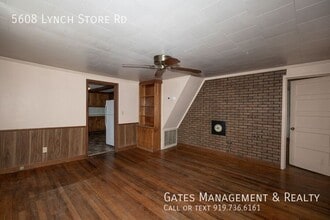 5608 Lynch Store Rd in Mebane, NC - Building Photo - Building Photo