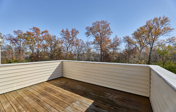 408 Covered Bridge Ln in O'Fallon, MO - Building Photo - Building Photo