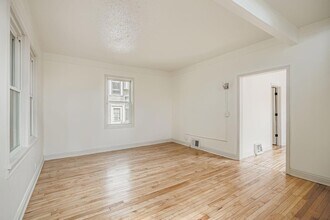 610 Fairview Ave N in St. Paul, MN - Building Photo - Building Photo