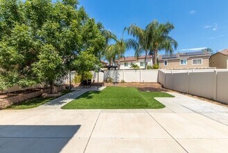 34240 Belfair Way in Lake Elsinore, CA - Building Photo - Building Photo