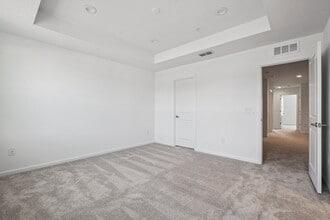 1653 Pinecliff Dr in Apopka, FL - Foto de edificio - Building Photo
