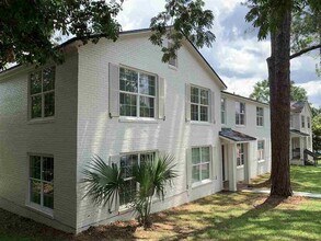 500 E College Ave in Tallahassee, FL - Building Photo - Building Photo