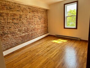 4277 Saint-Jacques Rue in Montréal, QC - Building Photo - Building Photo
