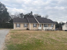 1620 Tellico Ave in Murfreesboro, TN - Building Photo