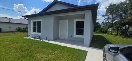 3302 49th St W in Lehigh Acres, FL - Building Photo - Building Photo