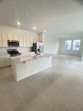 3255 Watts Ter in Davenport, FL - Building Photo - Building Photo