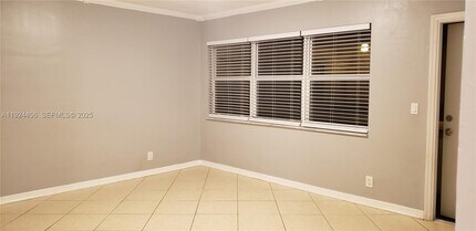 1450 Atlantic Shores Blvd in Hallandale Beach, FL - Building Photo - Building Photo