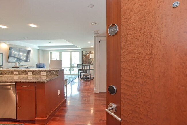 3 Battery Wharf, Unit 3306 in Boston, MA - Foto de edificio - Building Photo