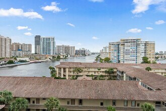 2602 E Hallandale Beach Blvd, Unit SI ID1375238P in Hallandale Beach, FL - Building Photo - Building Photo