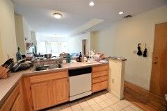 1402 Beacon St, Unit 2 in Brookline, MA - Building Photo - Building Photo