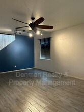 7044 W Alta Vista Rd in Phoenix, AZ - Building Photo - Building Photo