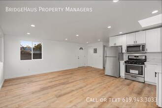 4161 Clairemont Mesa Blvd in San Diego, CA - Building Photo - Building Photo