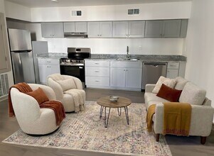 720 Spain St in New Orleans, LA - Building Photo - Building Photo