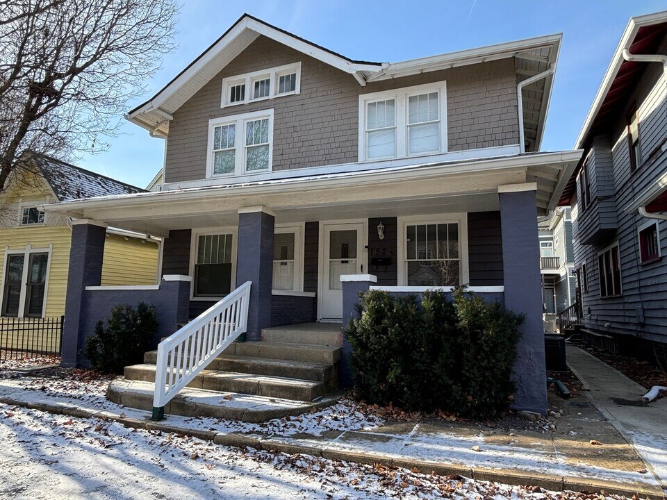 1526 Bellefontaine St in Indianapolis, IN - Building Photo